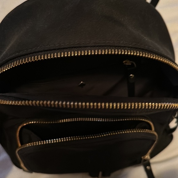 black with gold detailing kate spade mini backpack - Picture 5 of 5